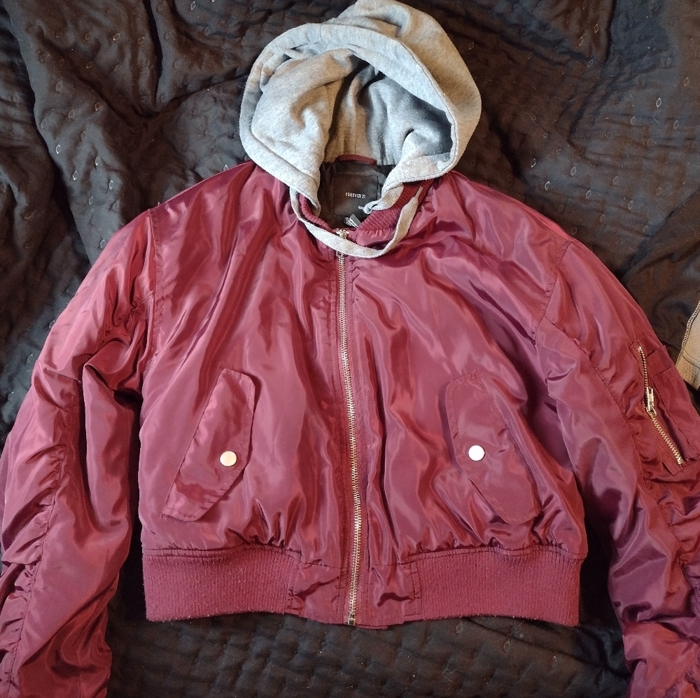 Forever 21 cropped bomber jacket